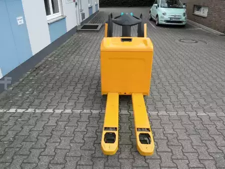 Transpallet elettrici 2025  Jungheinrich ERE 225 - feste Plattform - 2025 - wenig Stunden (9)