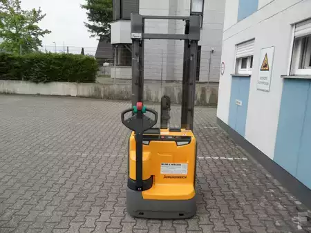 Hochhubwagen 2022  Jungheinrich EJC 214 - 5,35 m Triplex - 265 Stunden (9)