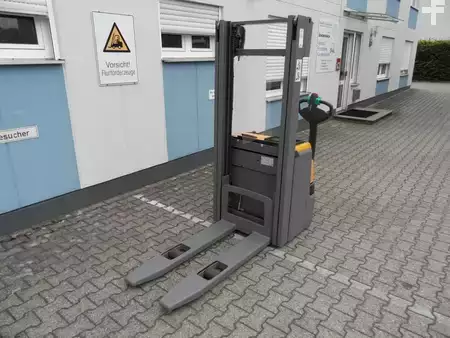 Stoccatori 2021  Jungheinrich EJC 216 - Baujahr 2021 - wenig Stunden (2)