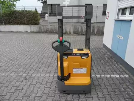 Stoccatori 2021  Jungheinrich EJC 216 - Baujahr 2021 - wenig Stunden (9)