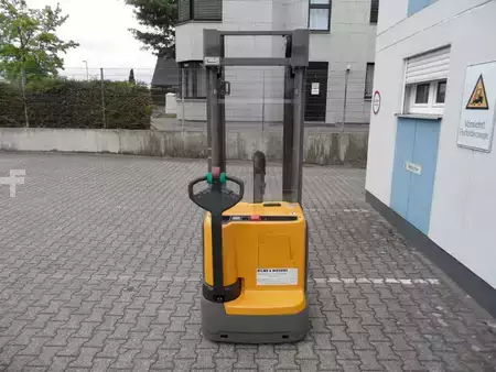 Hochhubwagen 2019  Jungheinrich EJC 214z - Initialhub - 5,35 m Triplex (9)