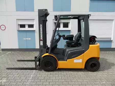 Empilhador a gás 2013  Jungheinrich TFG 425s - Front-Dach-Heckscheibe (1)