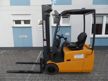 Elektro 3 Rad  Jungheinrich EFG 115 - Freisichtmast (1)