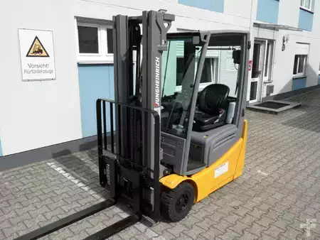 Elektro tříkolové VZV 2020  Jungheinrich EFG 215 - Triplex - Doppelpedal - wenig Stunden (2)