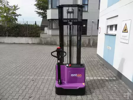 Stacker pedestre 2026  Jungheinrich AntOn PSM 1.2 - NEU - Lithium-Batterie (4)