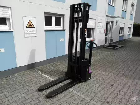 Stacker pedestre 2026  Jungheinrich AntOn PSM 1.2 - NEU - Lithium-Batterie (8)
