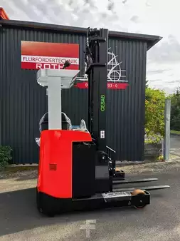 Chariots à mât rétractable 2023  Cesab R116 (2)