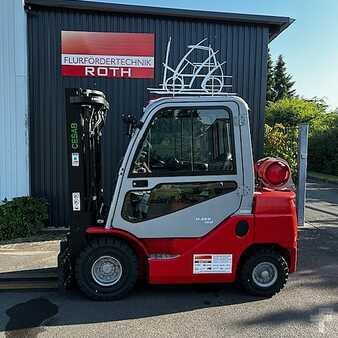 Treibgasstapler 2022  Cesab M325GV (1)