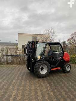 Carrelli elevatori diesel 2023  Manitou MC25-4D (2)