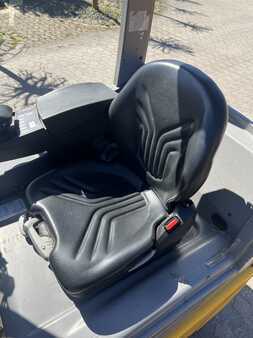 Eléctrica de 3 ruedas 2017  Jungheinrich EFG 216 (4)