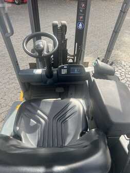 Eléctrica de 3 ruedas 2017  Jungheinrich EFG 216 (5)