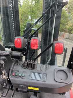 Chariots élévateurs diesel 2023  Manitou MI 25 D (4)