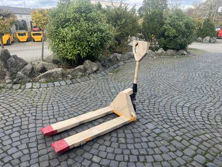 Kézi raklapemelő 2025  qteck OSE 2500 (10)