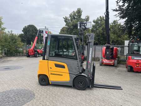 Diesel gaffeltruck 2021  Jungheinrich DFG 320s (1)