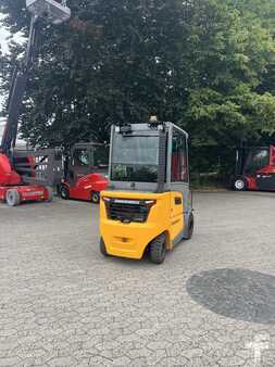 Diesel gaffeltruck 2021  Jungheinrich DFG 320s (3)