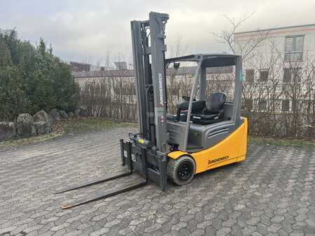 Elektro tříkolové VZV 2020  Jungheinrich EFG 220 (2)