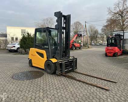 Elektrisk- 4 hjul 2014  Jungheinrich EFG 550 (1)
