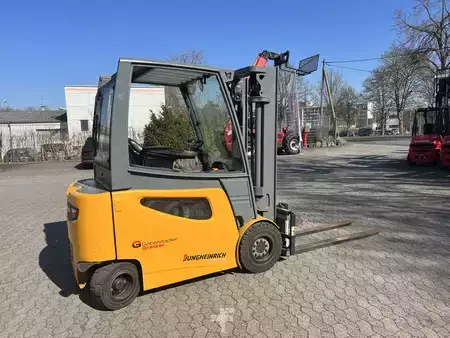 El truck - 4 hjulet 2017  Jungheinrich EFG 430 (1)