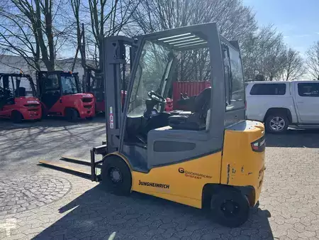 El truck - 4 hjulet 2017  Jungheinrich EFG 430 (2)