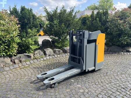 Stoccatori 2015  Jungheinrich ESD 120 (3)