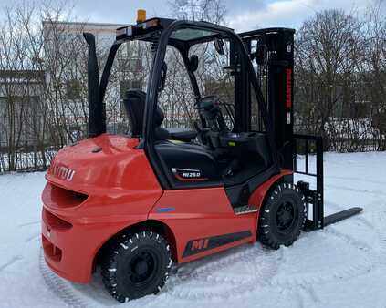 Chariots élévateurs diesel 2023  Manitou MI 25 D (9)