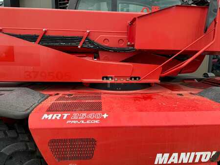 Reboque 2014  Manitou MRT 2540+ privilege (11)