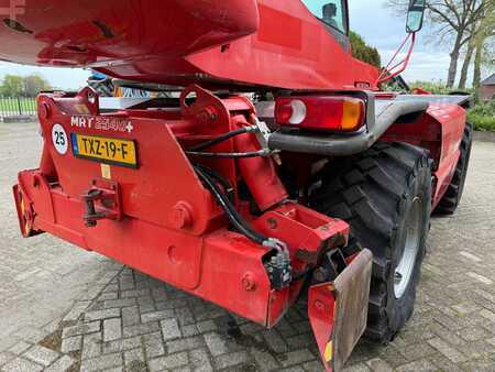 Reboque 2014  Manitou MRT 2540+ privilege (28)