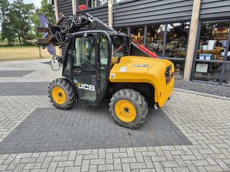 Chariots téléscopiques fixes 2021  JCB 516-40 (14)