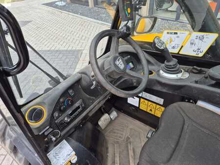 Chariots téléscopiques fixes 2021  JCB 516-40 (6)
