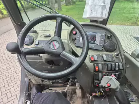Sollevatori telescopici rotativi 2015  Manitou MRT 2540 (7)