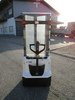 Apilador eléctrico 2025  Bobcat LSM12N-7 (3)