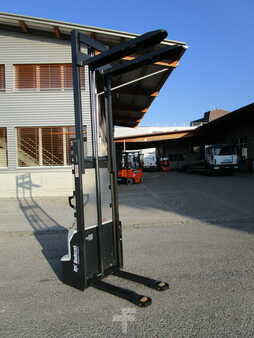 Apilador eléctrico 2025  Bobcat LSM12N-7 (9)