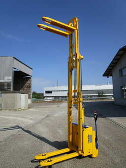 Pinontavaunu 2025  Stöcklin EDI 16 C39 (10)