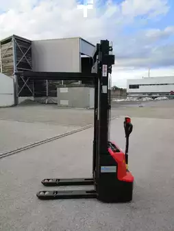 Apilador eléctrico 2025  Noblelift SWB-130D (4)