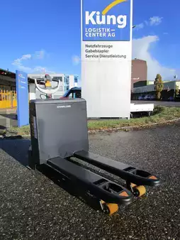 Lavtløftende truck 2026  Crown WP 3210-1.6 Li-Ion (7)