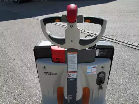 Transpalettes électriques 2026  Crown WP 3210-1.6 GL=1'000 / Nassbatterie (4)