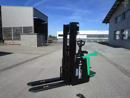 Apilador eléctrico 2025  HC (Hangcha) CDD12-XT1S-SI Plattform (2)