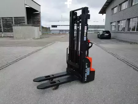 Hochhubwagen 2026  Noblelift SWB-130D (1)