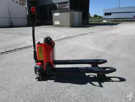 Nízkozdvižný vozík 2026  Noblelift PT E20N EDGE (2)