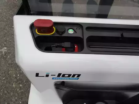 Stacker pedestre 2026  Bobcat LSM12N-7i (5)