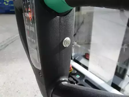 Stacker pedestre 2026  Bobcat LSM12N-7i (8)