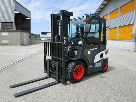 Chariots élévateurs diesel 2024  Bobcat D30 NXS (1)