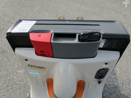 El-pallevogn 2026  Crown WP 3210-1.6 Nassbatterie (7)