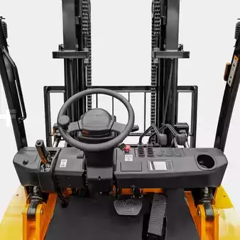 Elektro čtyřkolový VZV 2026  HC (Hangcha) XE-Serie (CPD50-XEY2-SI (4)