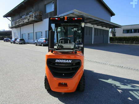 Dieselstapler - Doosan D30S-9 (4)