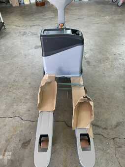 Niederhubwagen 2025  Still ExH 14C (3)