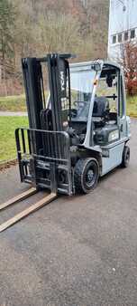Diesel Forklifts 2015  Unicarriers Y1D2A25H (1) 