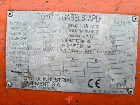 Chariots élévateurs diesel 1999  Toyota 02-6 FDF15 (6)