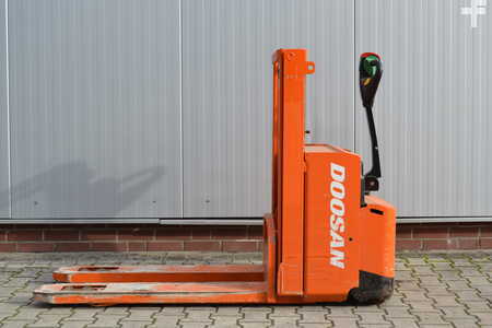 Pallet Stackers 2018  Doosan LEDD12,5/18AC (Nr. L2871) (2)