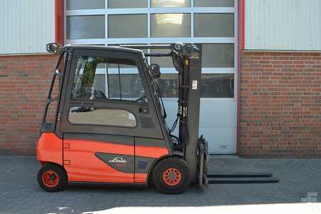 4-wiel elektrische heftrucks 2018  Linde E30L-387 (Nr. E2974) (1)